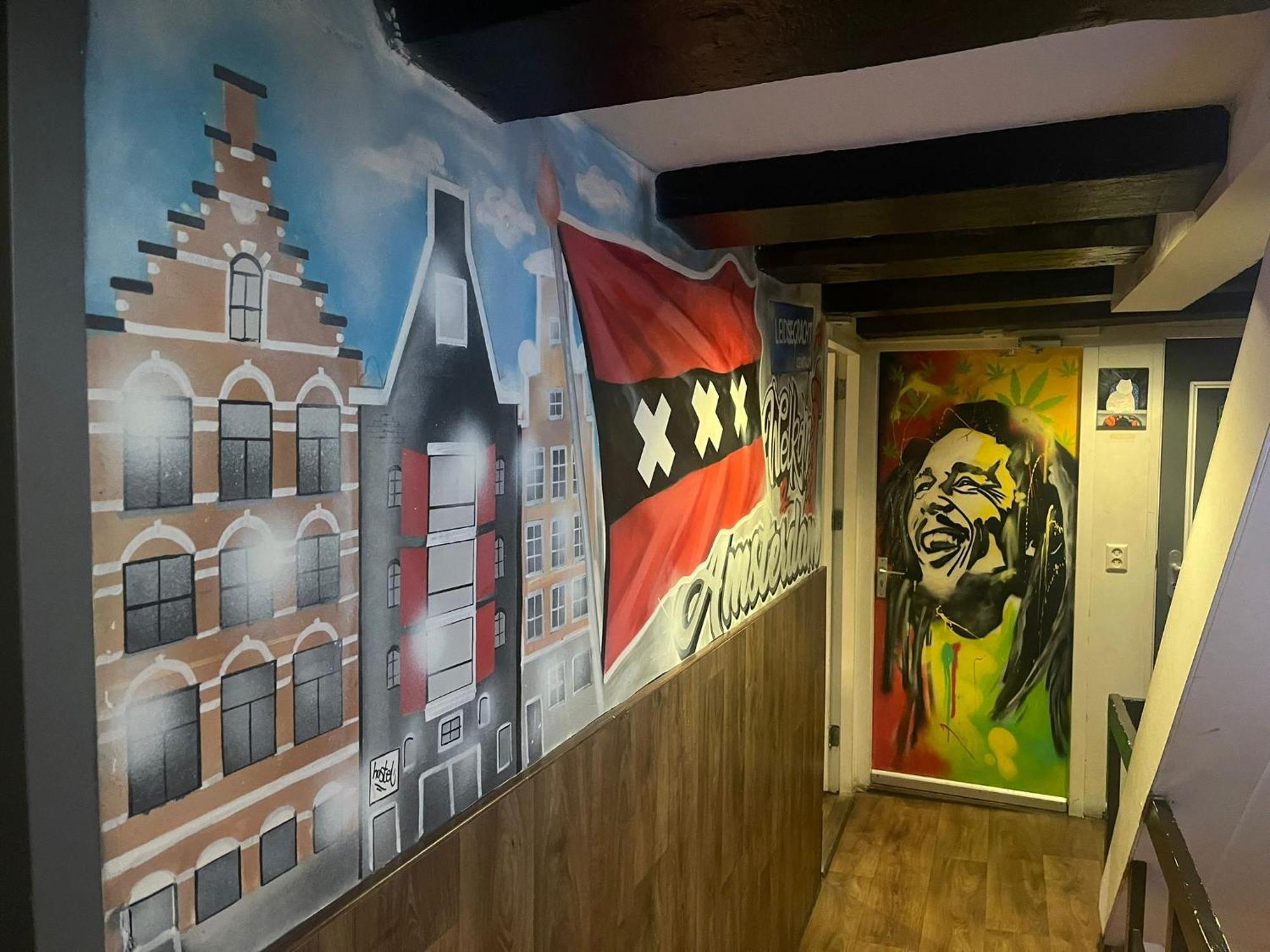 Amsterdam Downtown Hotel Canal View Екстериор снимка