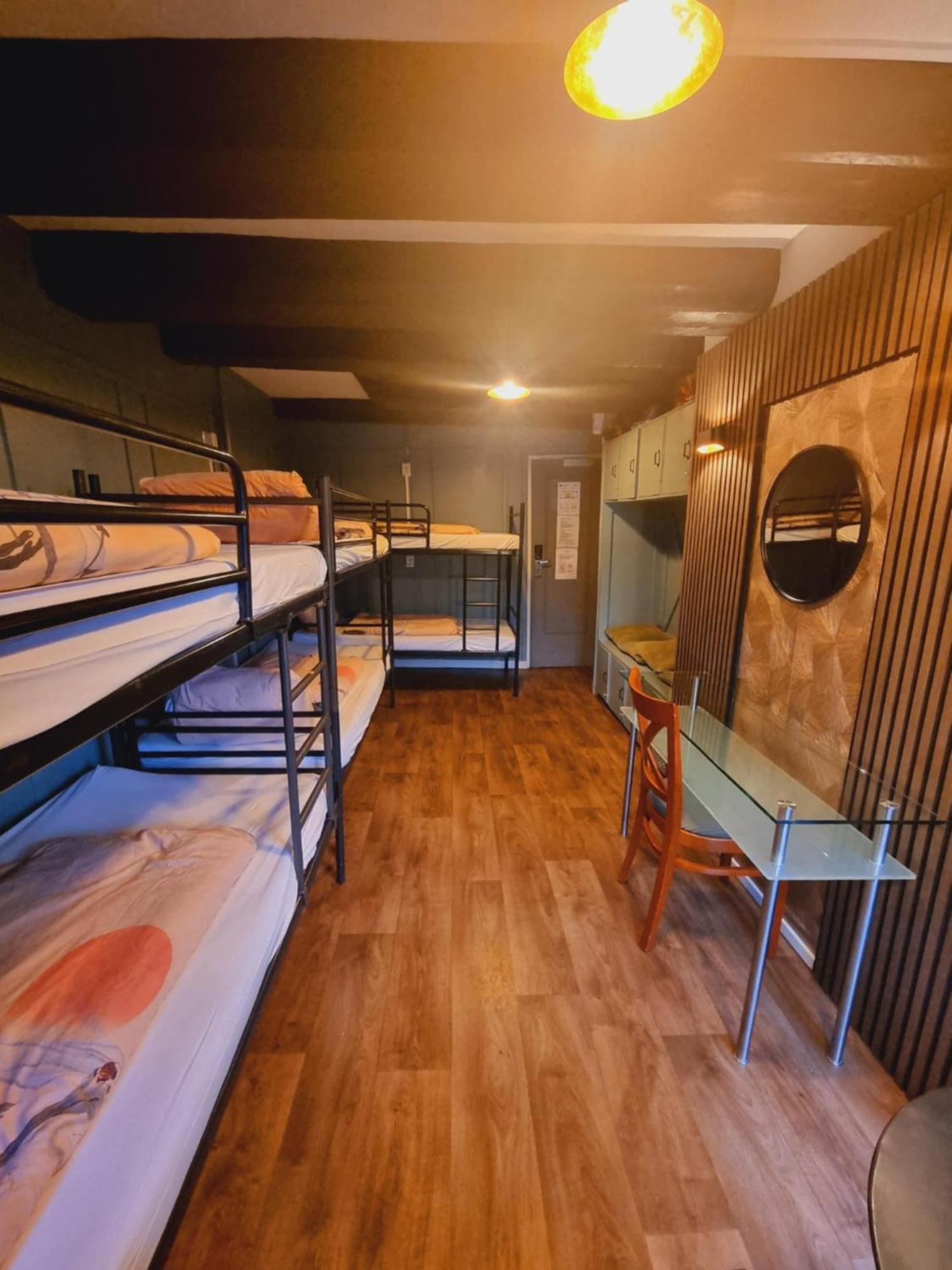 Amsterdam Downtown Hotel Canal View Екстериор снимка