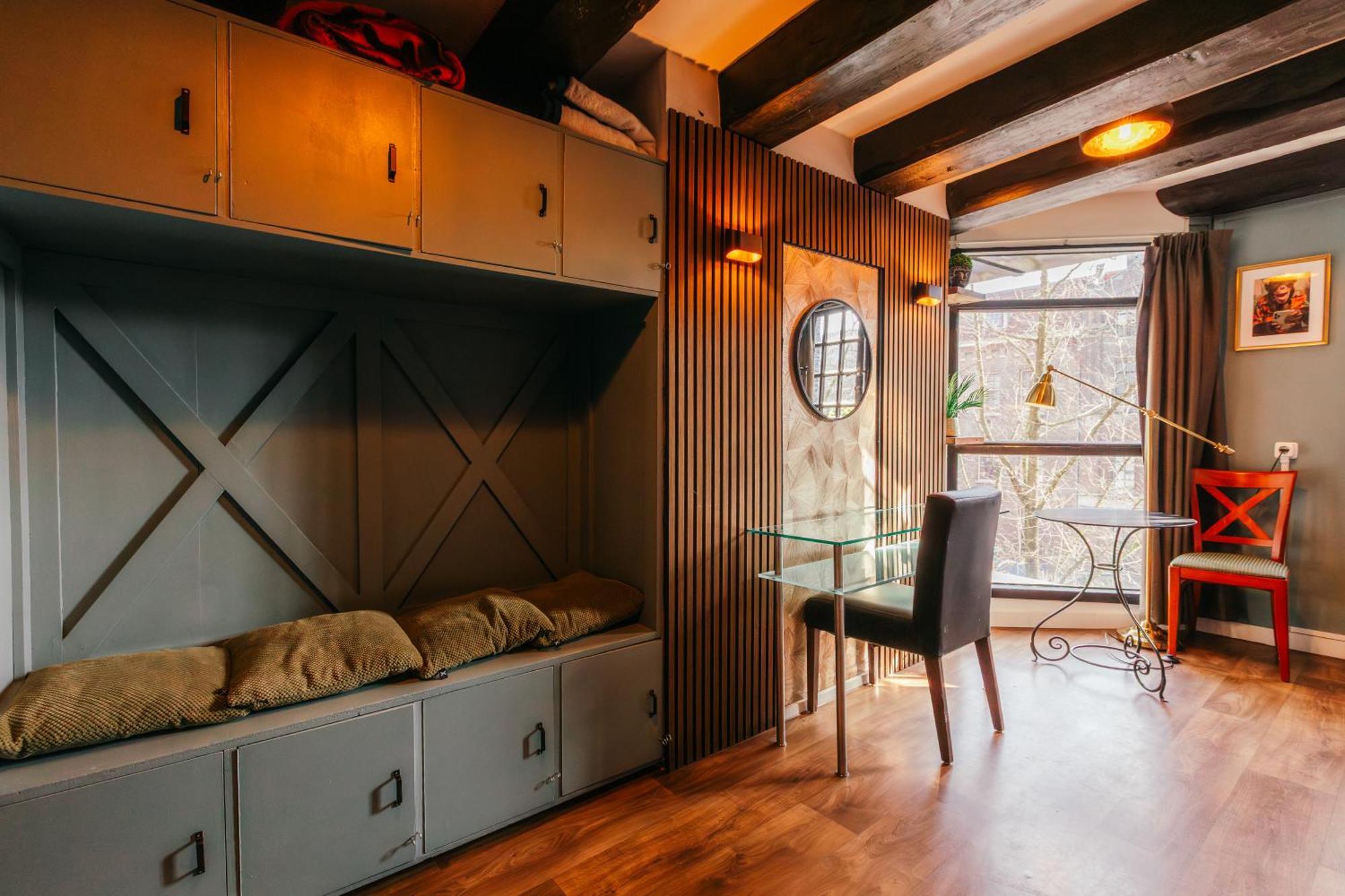 Amsterdam Downtown Hotel Canal View Екстериор снимка