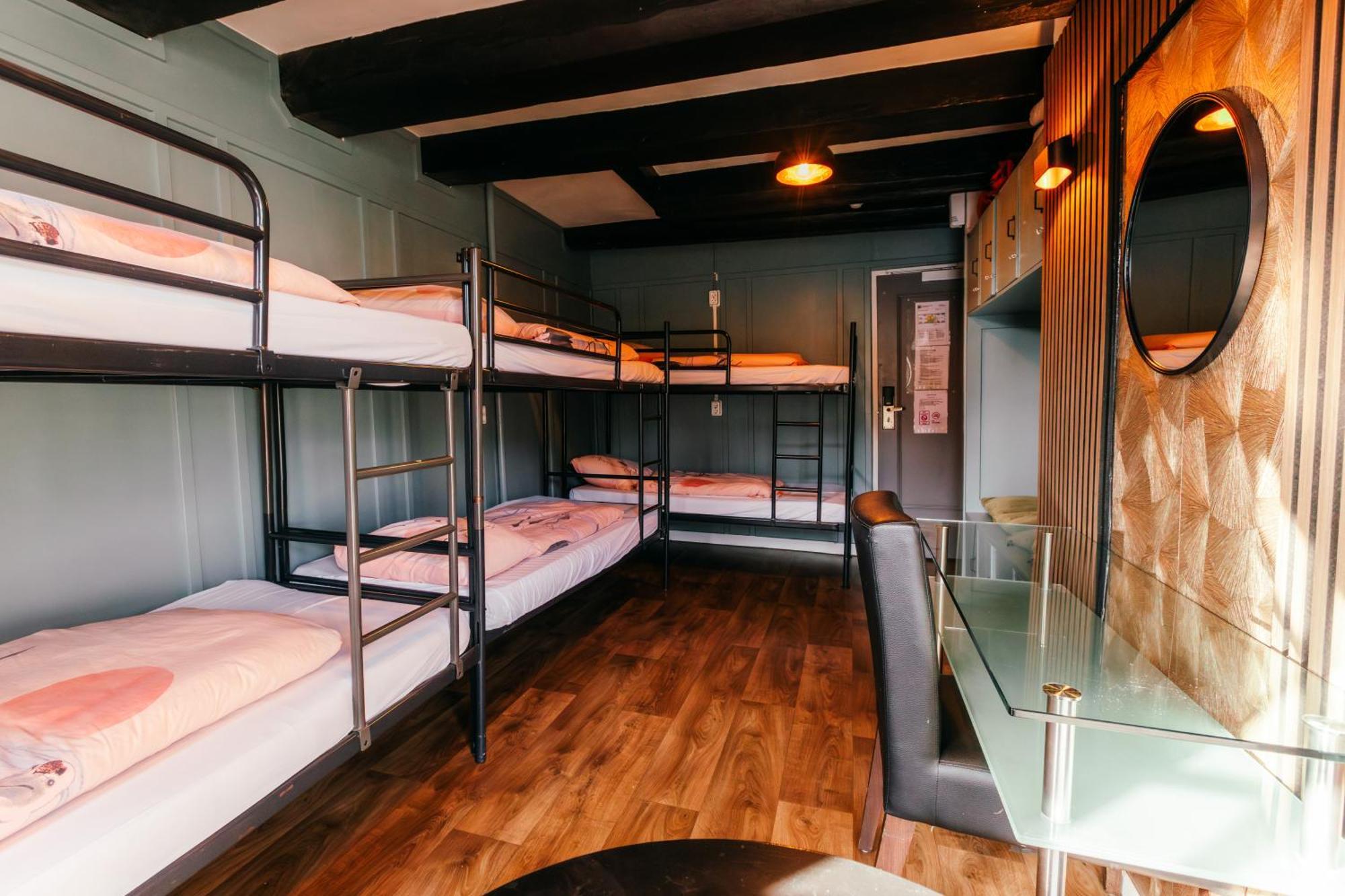 Amsterdam Downtown Hotel Canal View Екстериор снимка